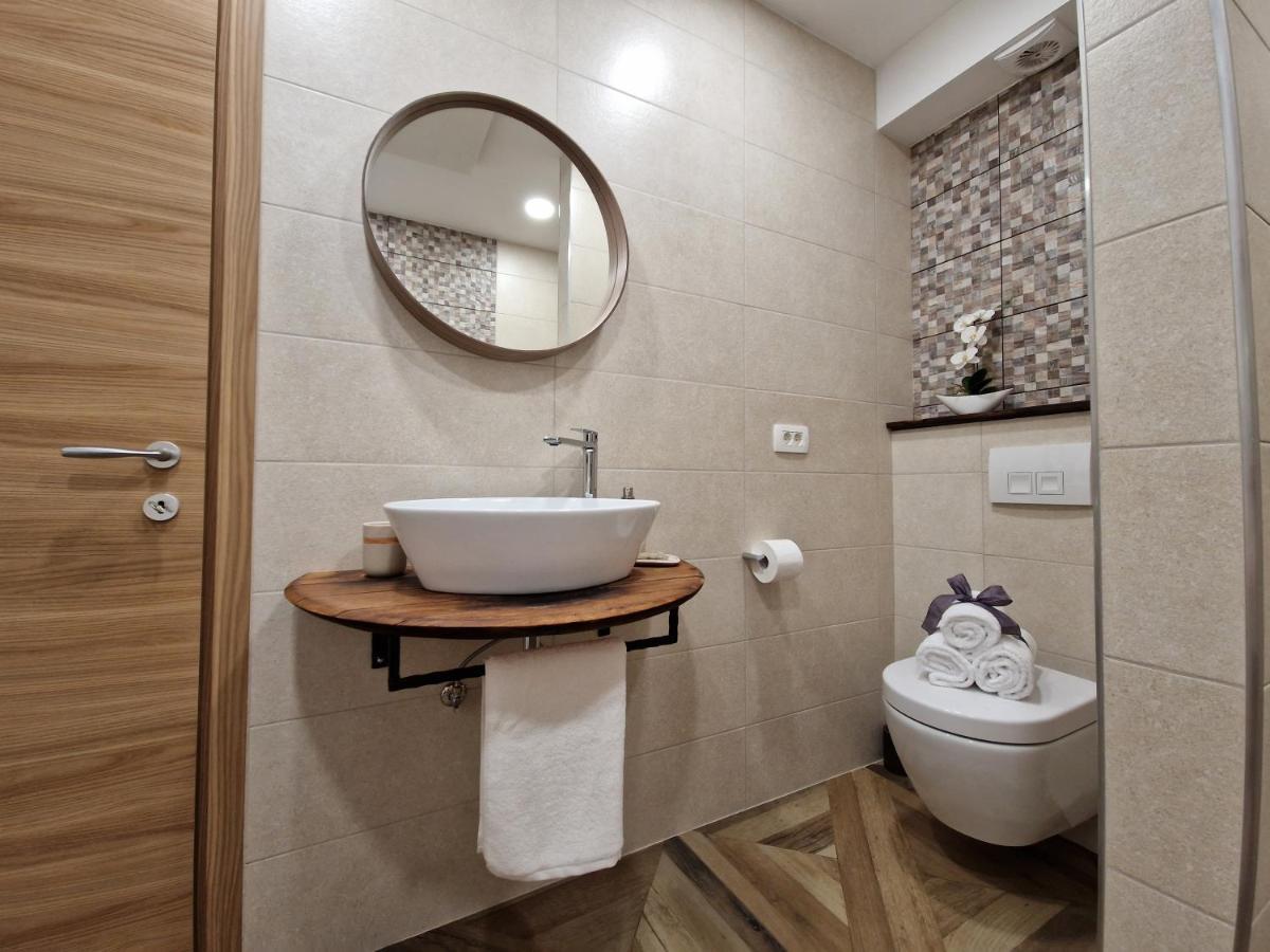 Wine & Apartment Vinales Koper Ngoại thất bức ảnh