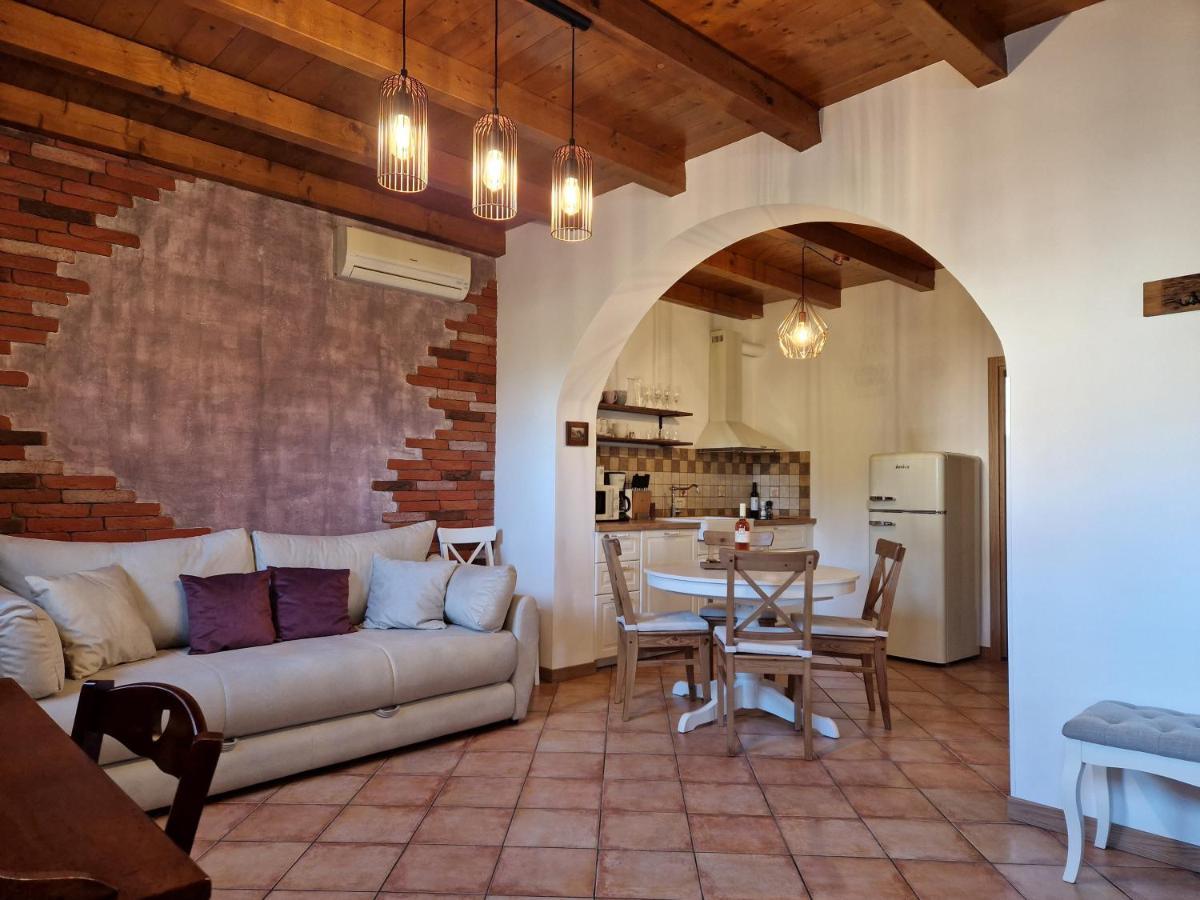 Wine & Apartment Vinales Koper Ngoại thất bức ảnh