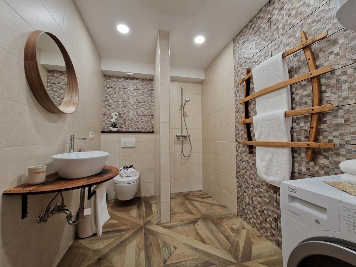 Wine & Apartment Vinales Koper Ngoại thất bức ảnh