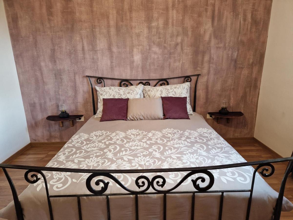 Wine & Apartment Vinales Koper Ngoại thất bức ảnh
