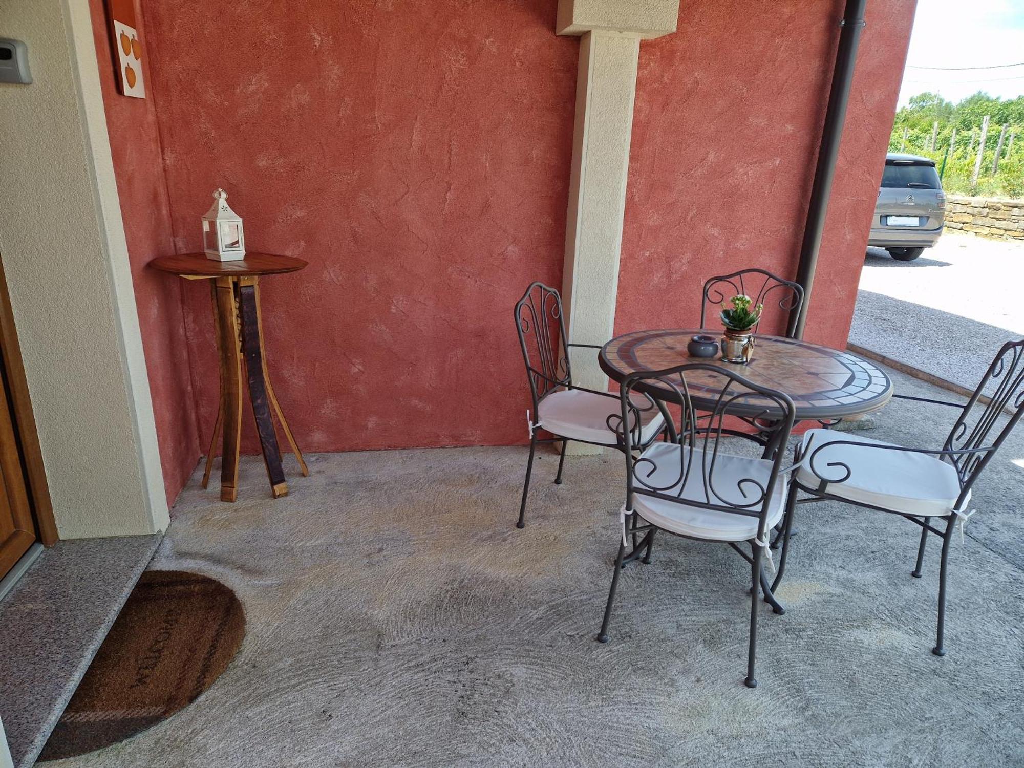Wine & Apartment Vinales Koper Ngoại thất bức ảnh
